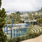 Modern In Prestigious El Higueron Фуэнхирола